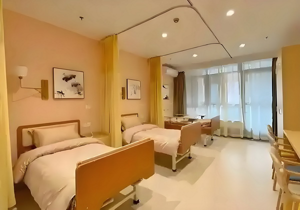 深圳积分入户分分值查询_专访导演饶晓志：对《万里归途》满意和骄傲 骄傲编辑责任德宾：刘